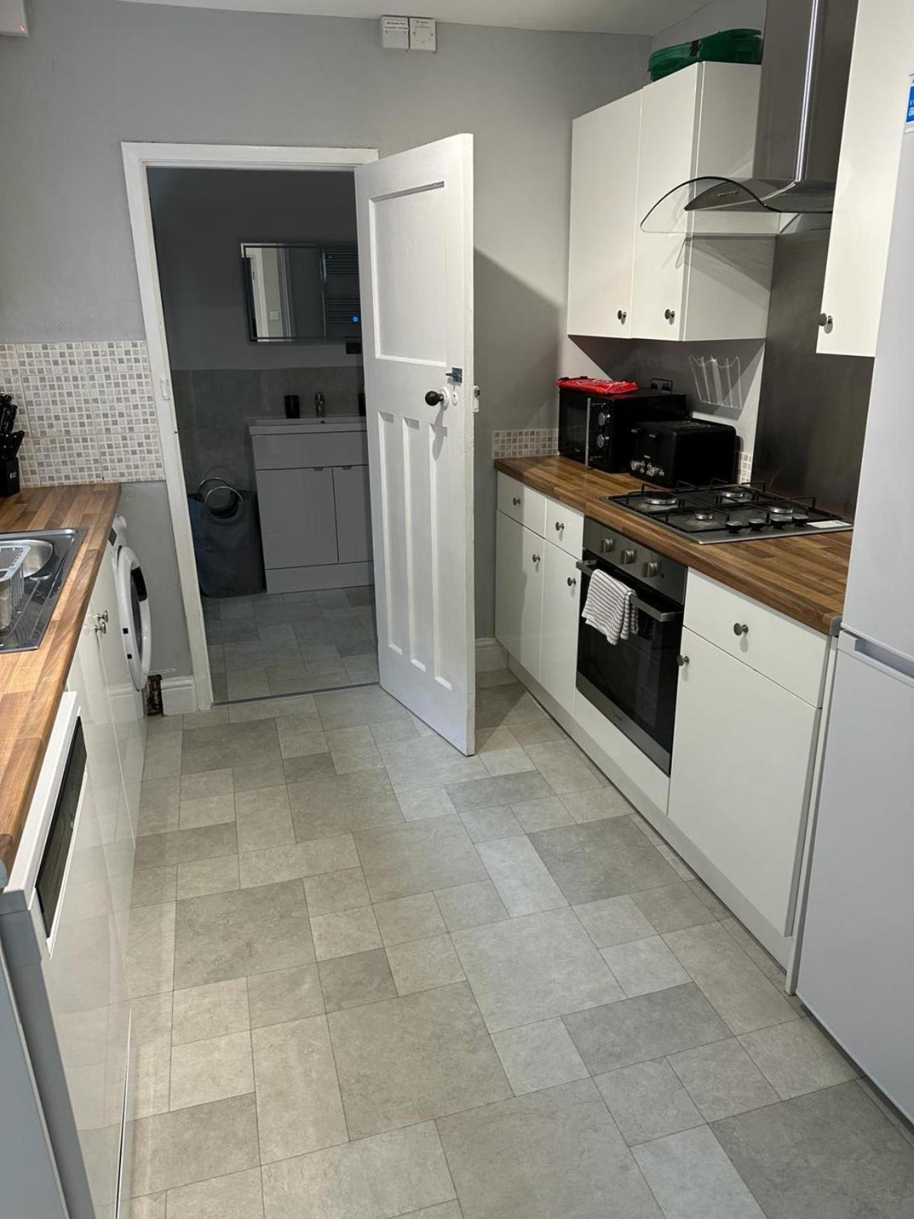 3 Bed Chill Glouc Free Parking Villa Gloucester Exterior foto